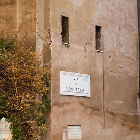 Trasteverehome - Central Monserrato House With Balcony Rome Extérieur photo