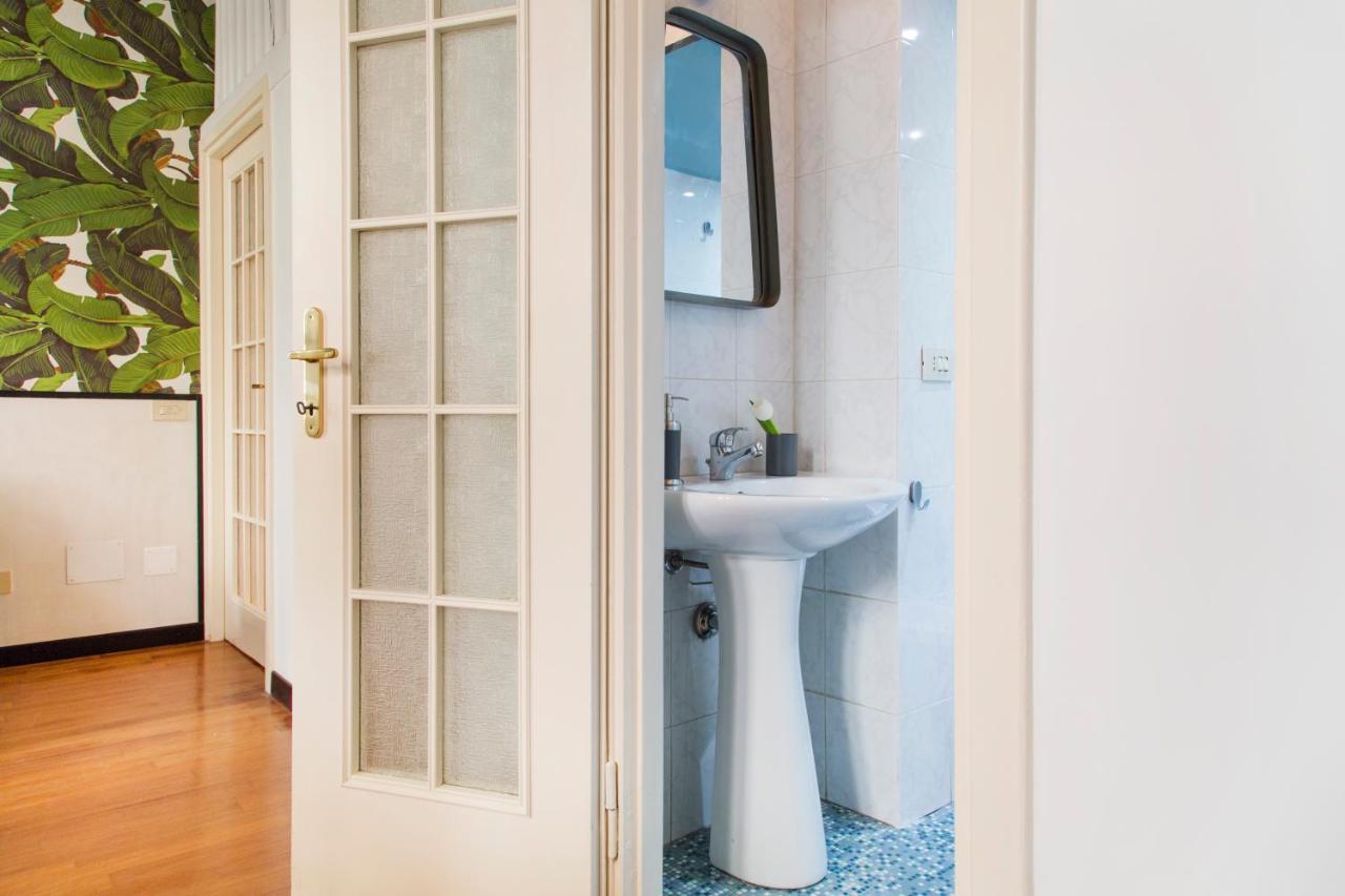 Trasteverehome - Central Monserrato House With Balcony Rome Extérieur photo