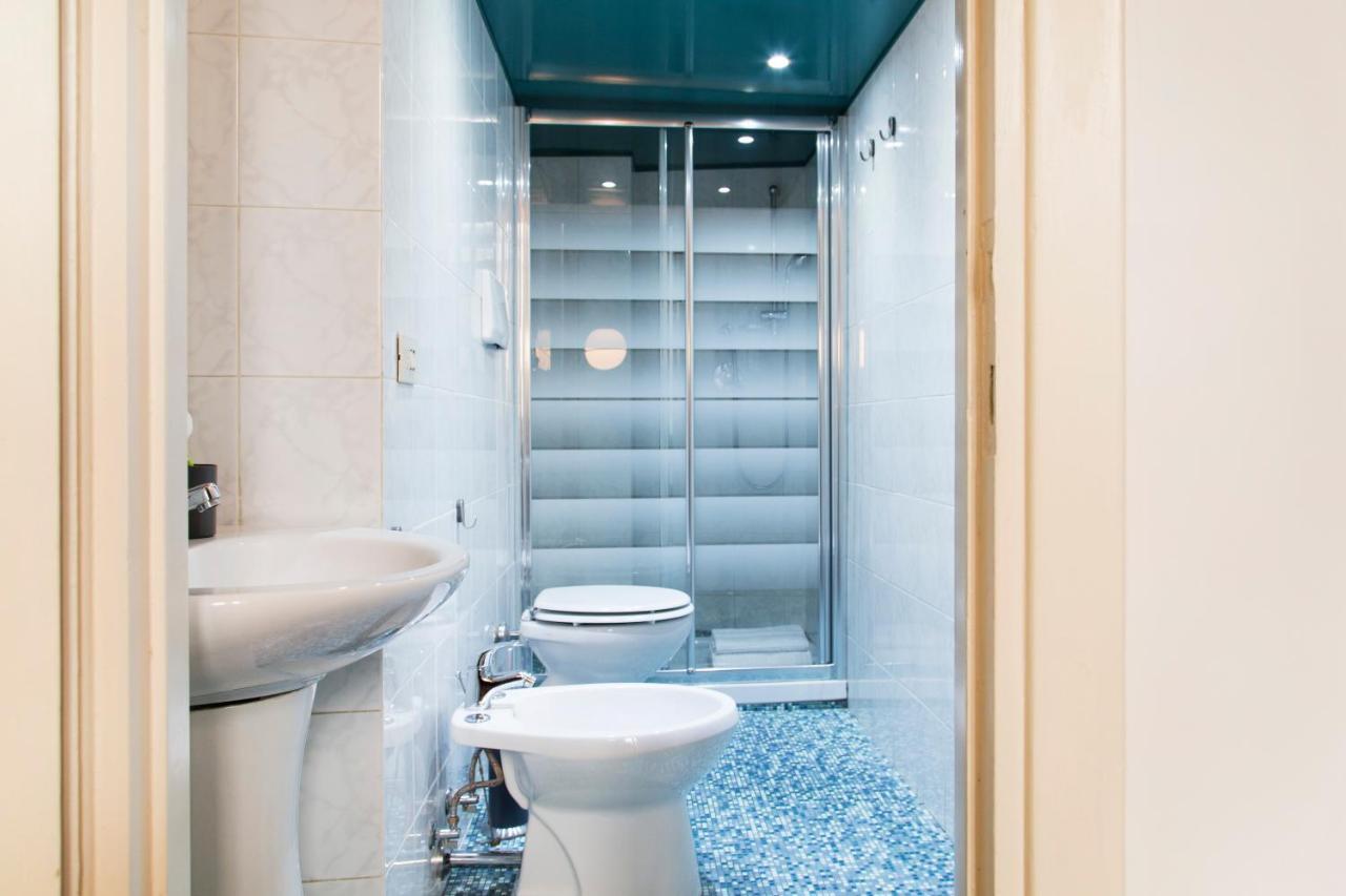 Trasteverehome - Central Monserrato House With Balcony Rome Extérieur photo